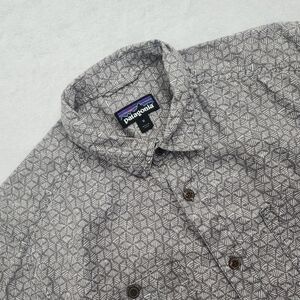 PATAGONIA Men's Back Step Lightweight Short Sleeve Button Down Shirt Size Medium